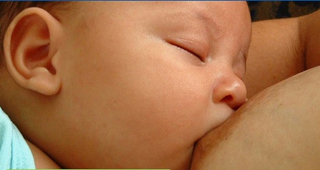 Beneficios de la lactancia para el bebé y la mamá