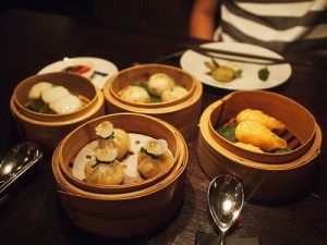 La comida china presenta una gran variedad de platos - Imagen by Rootport