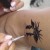 Cómo hacerse un tatuaje de henna temporal