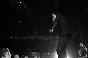 Nick Cave in concert by Julio Enriquez