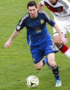 Messi en una jugada durante la final del pasado Mundial