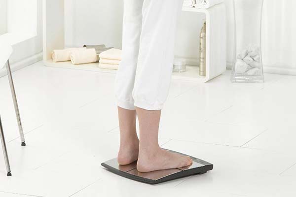 Las 10 mejores básculas digitales-electrónicas para comprar online con o sin medición de la grasa corporal