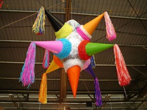 Piñata de estrella de siete picos