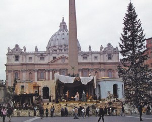El abeto adornado en el Vaticano