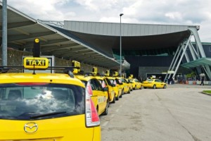 Tirana taxi - foto by Rinas Airport