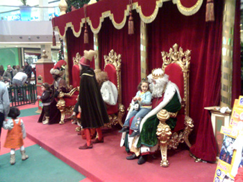 Reyes Magos en centro comercial
