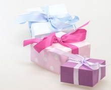 gift-548301_640