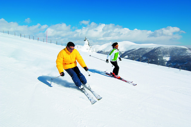 Encuentra la ropa de esquí adecuada para este invierno