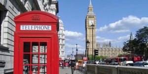 Las cabinas rojas y el Big-Ben son las dos imagines emblemáticas de Londres