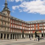 Cómo ahorrar dinero haciendo turismo en Madrid
